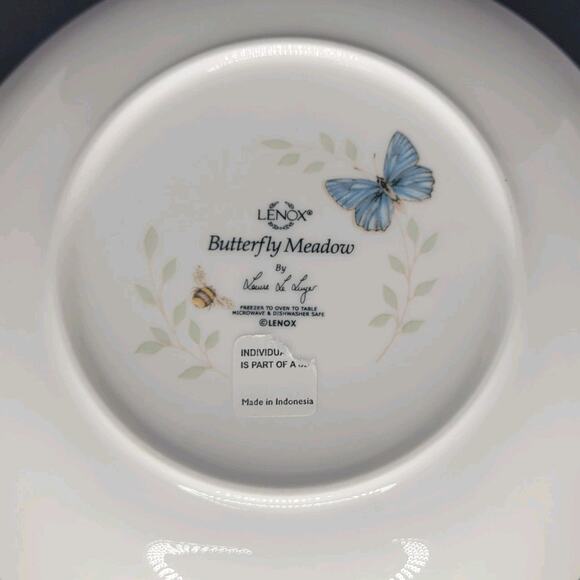 Lenox Butterfly Meadow Salad/Pasta Bowl~ 8.75" - Picture 4 of 5